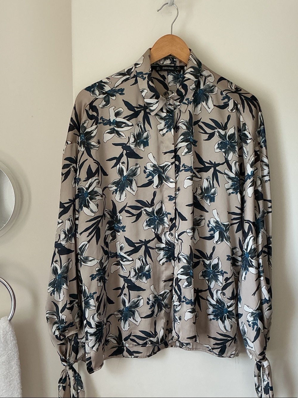 Zara Women’s Floral Button-Up Shirt — Taupe with Blue Floral Print